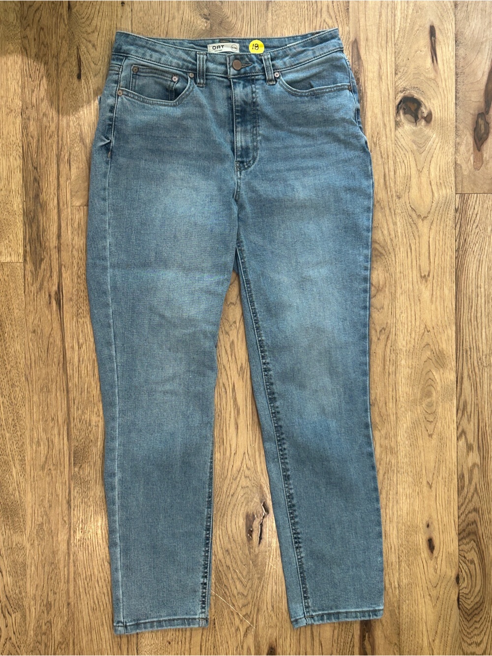 Oat New York Women's Straight-Leg Jeans in Light Blue Denim